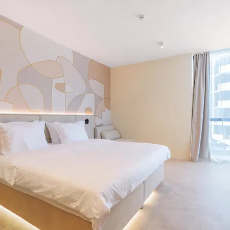 Hotel Zenith 4*