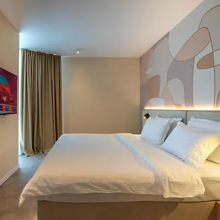 Zenith فندق