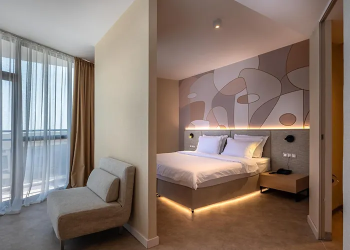 Zenith מלון סאני ביץ'