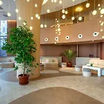 Zenith Hotell 4*