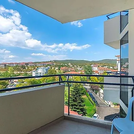 Zenith 4* Sluneční pobřeží